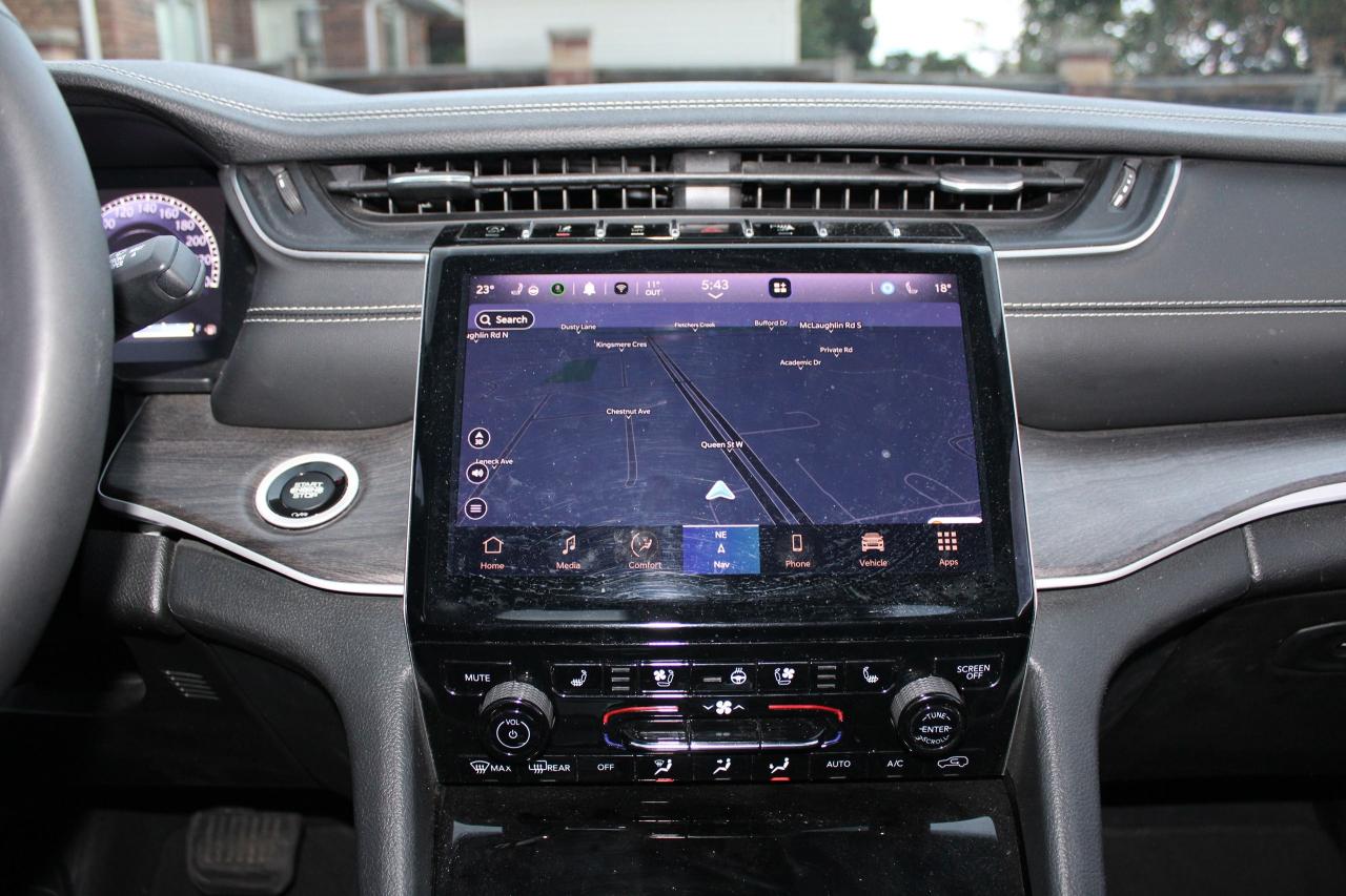 2023 Jeep Grand Cherokee LIMITED 4X4 - Photo #11