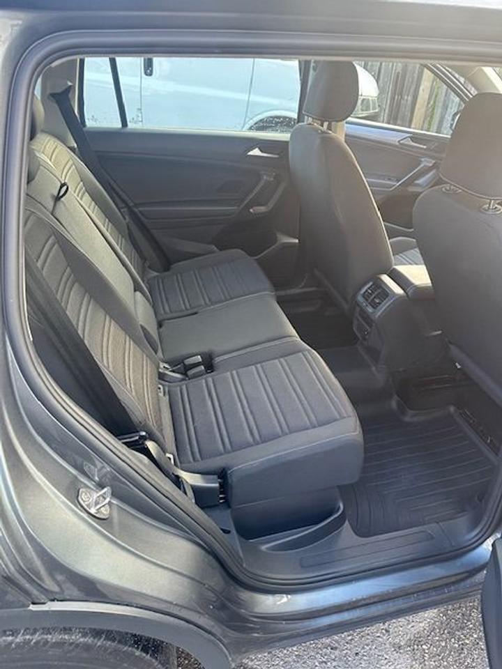 2023 Volkswagen Tiguan Trendline Photo