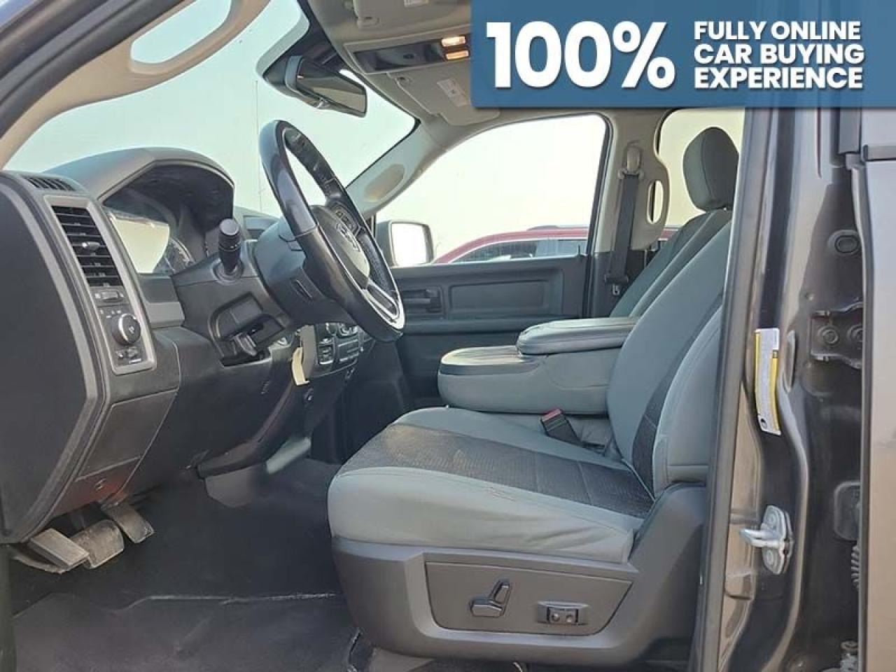 2020 RAM 1500 Classic EXPRESS - Photo #3