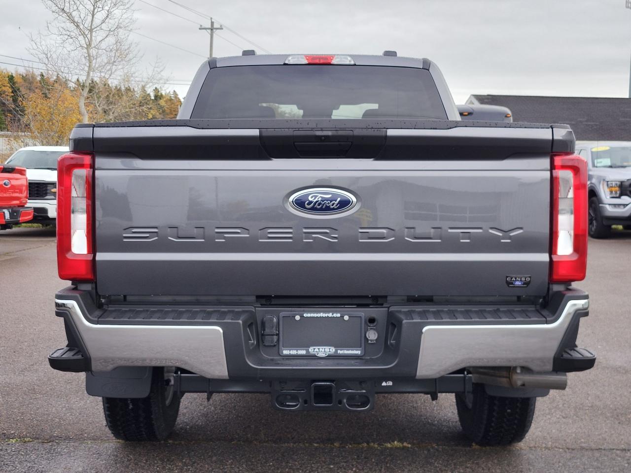 2026 Ford F-350 Super Duty SRW XLT 4WD CREW CAB 6.75' BOX Photo5