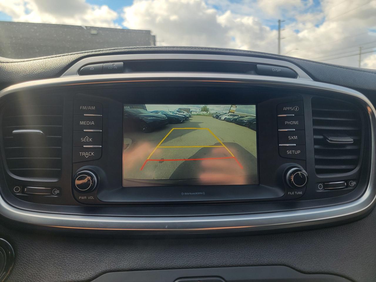 2017 Kia Sorento EX Turbo - Photo #17