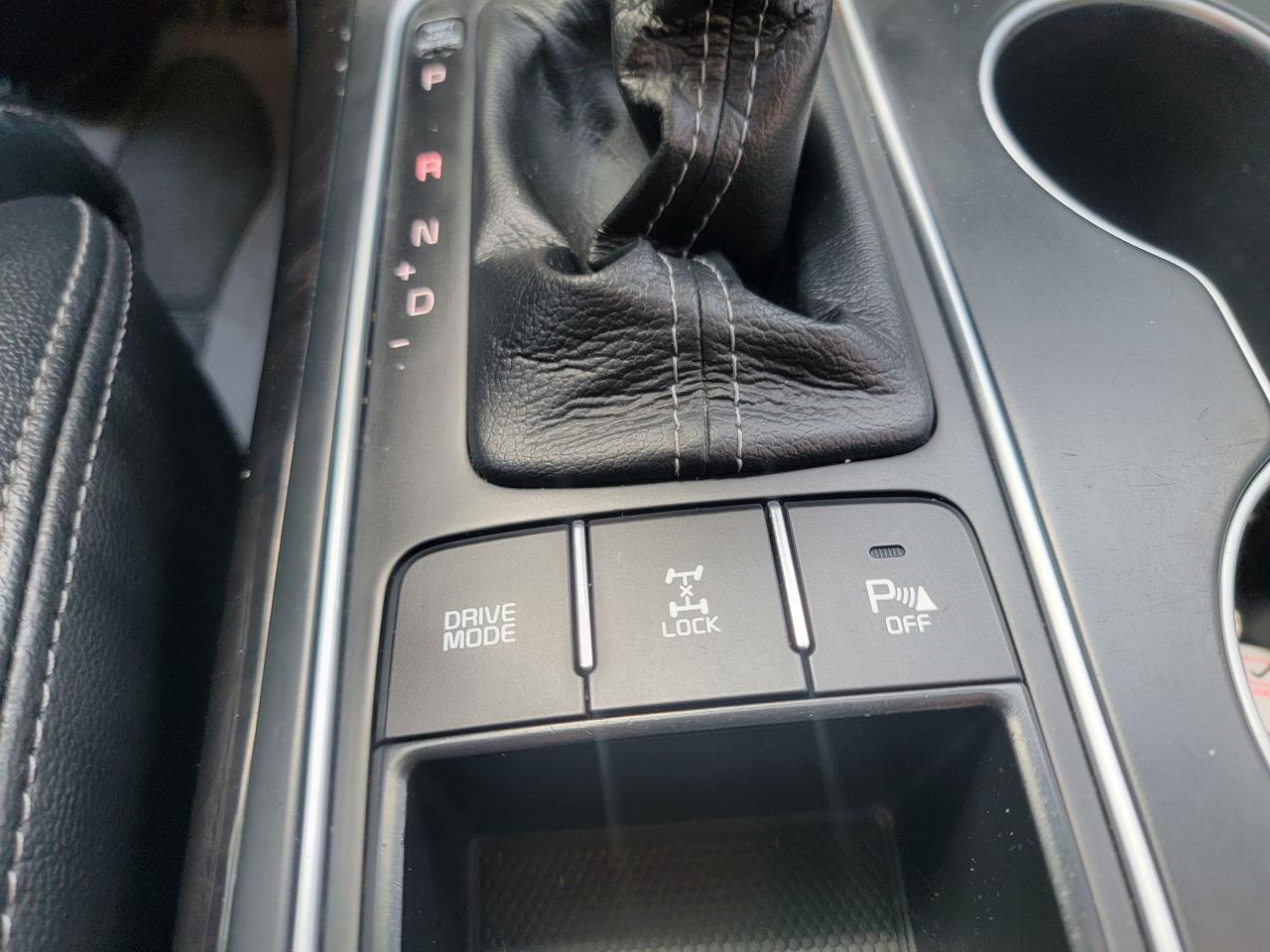 2017 Kia Sorento EX Turbo - Photo #21