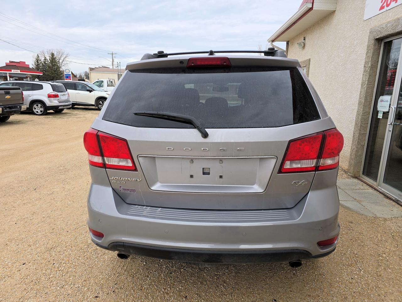 2015 Dodge Journey R/T 7 Passenger, Heated Leather seats ! - Photo #5