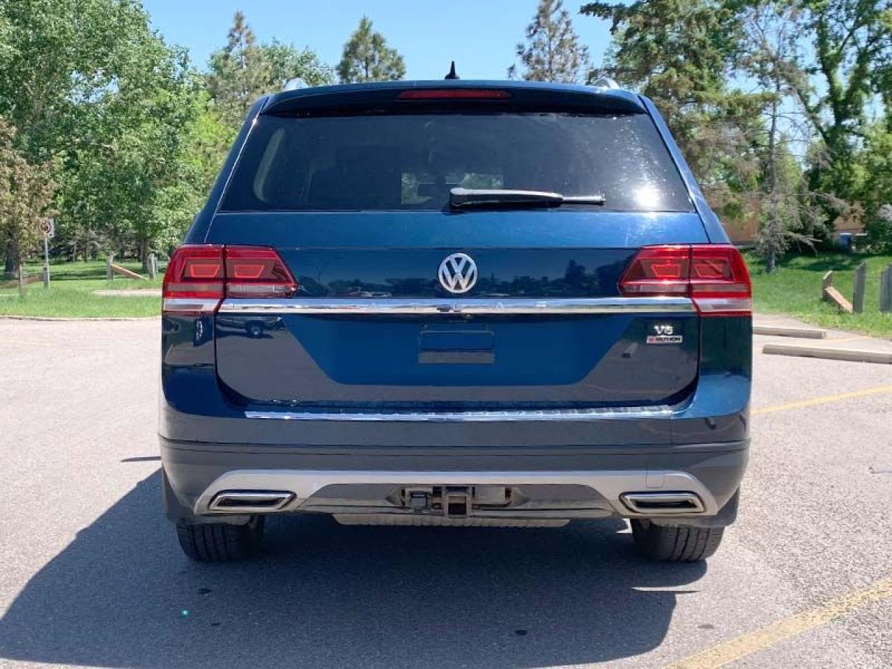 2018 Volkswagen Atlas Trendline 3.6 FSI 4MOTION - Photo #4