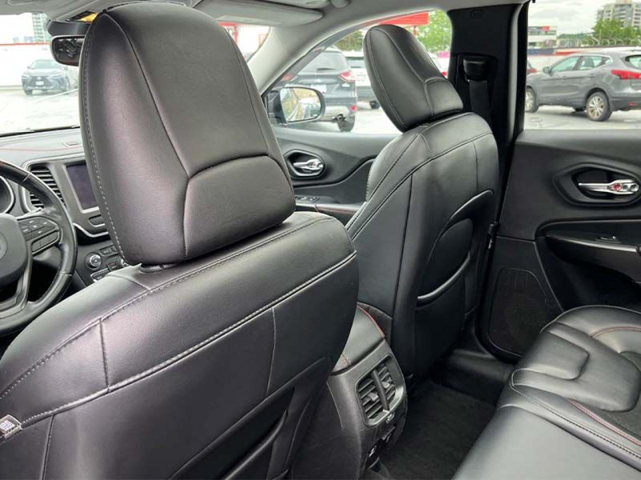 2021 Jeep Cherokee TRAILHAWK ELITE 4X4 - Photo #13