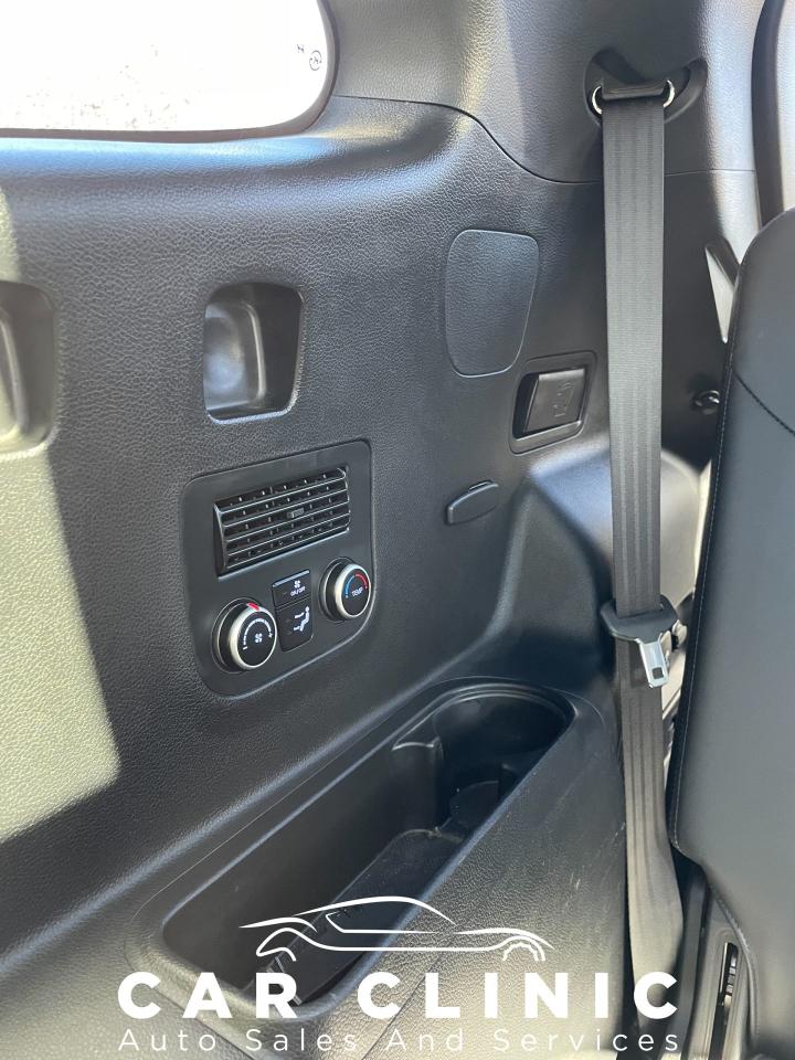 2013 Hyundai Santa Fe Luxury - Photo #18