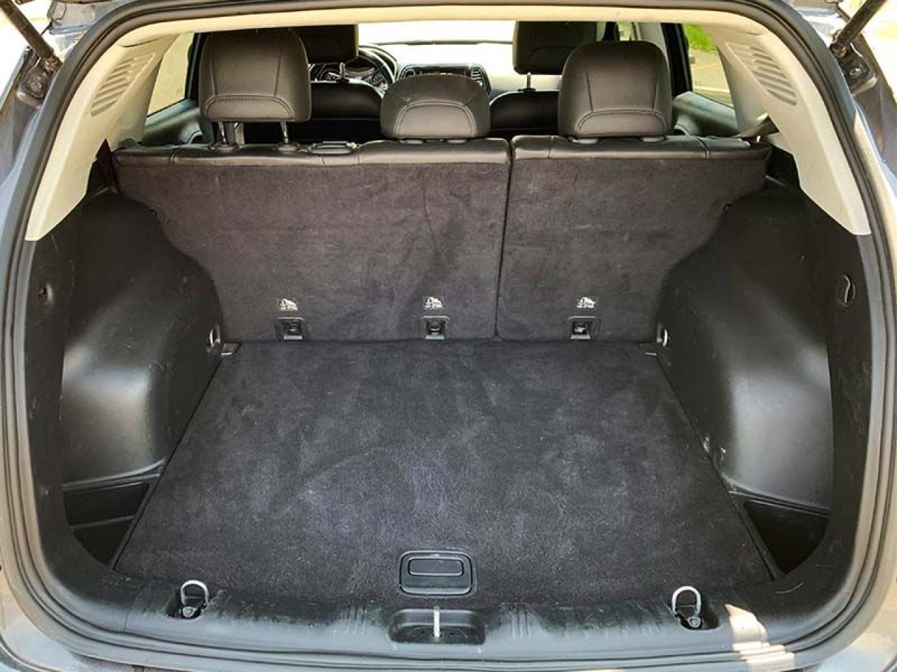 2020 Jeep Compass LIMITED - Photo #15