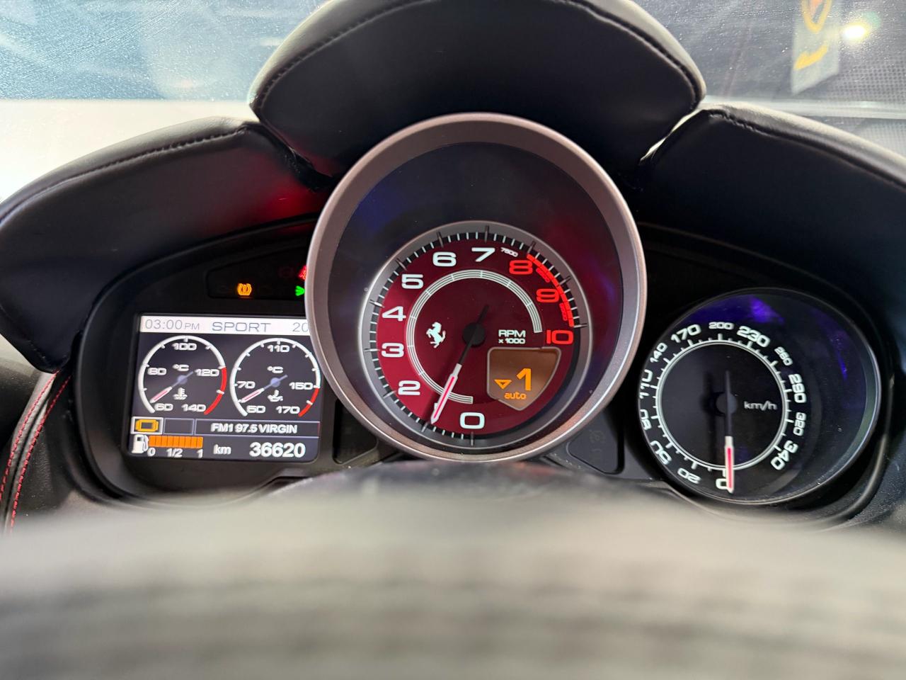 2010 Ferrari California  - Photo #19