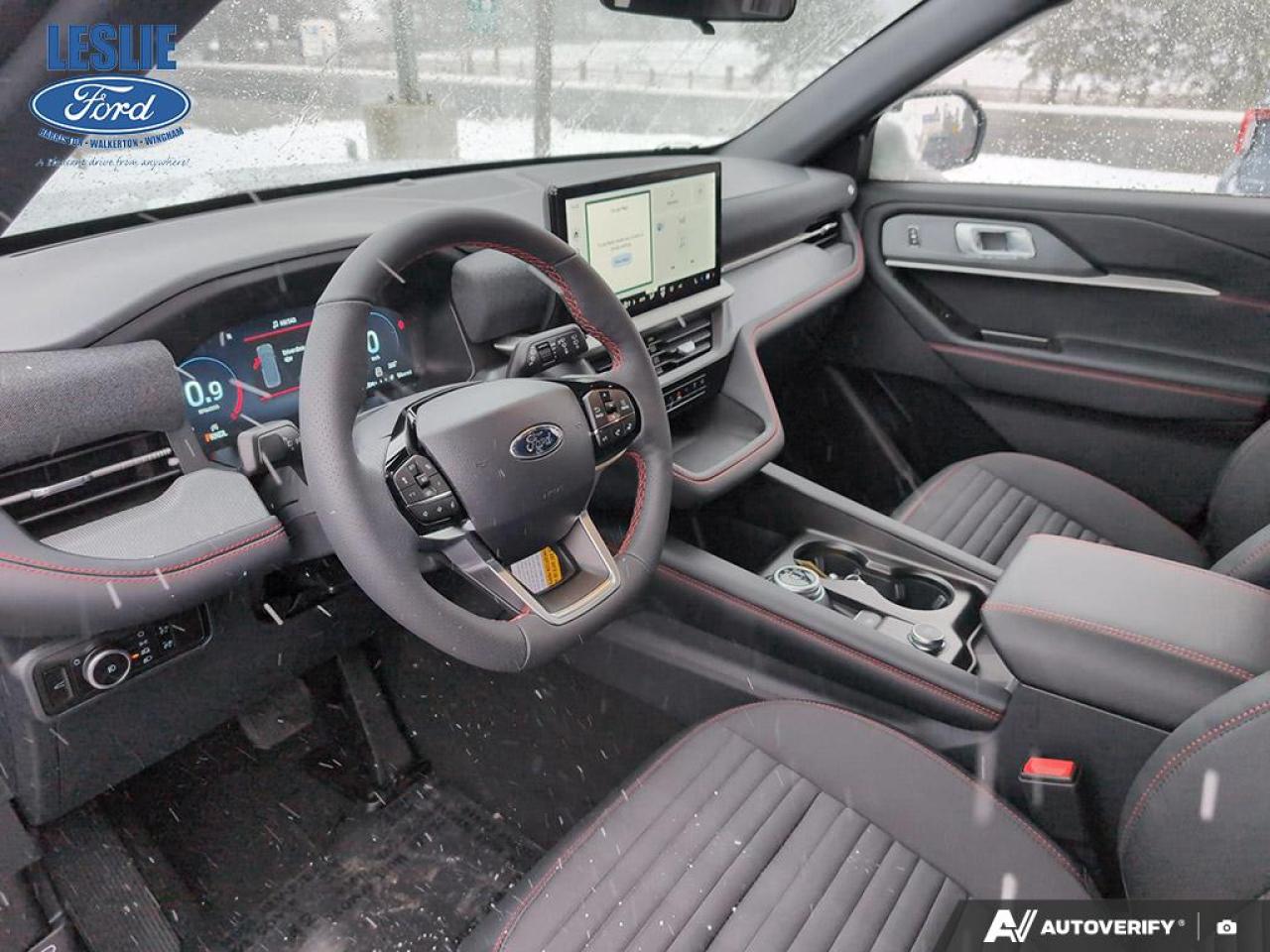 2026 Ford Explorer ST-Line 4WD Photo