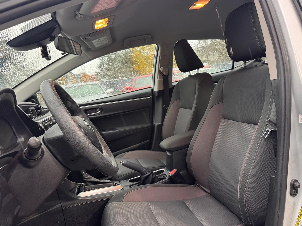 2018 Toyota Corolla LE ECO FINANCING AVAILABLE Photo9