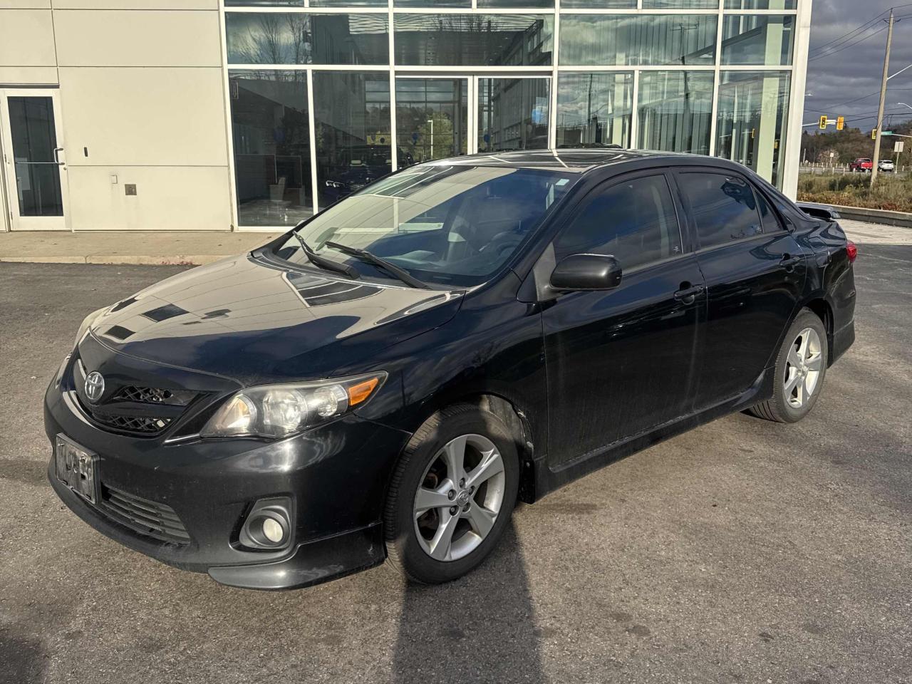 Used 2012 Toyota Corolla 4dr Sdn Man S *1-Owner* Clean CarFax Trade-ins OK! for sale in Rockwood, ON