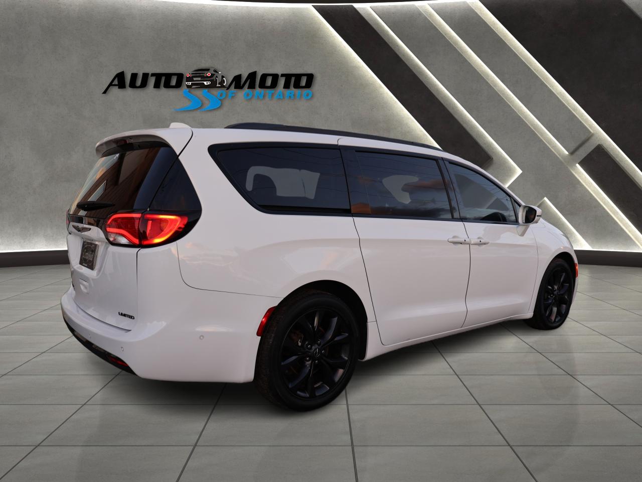 2019 Chrysler Pacifica LIMITED-PLUS S CERTIFIED *7 SEATS* NAVI 360 CAMERA DVD PANO ROOF HEATED LEATHER P,SENSORS - Photo #5