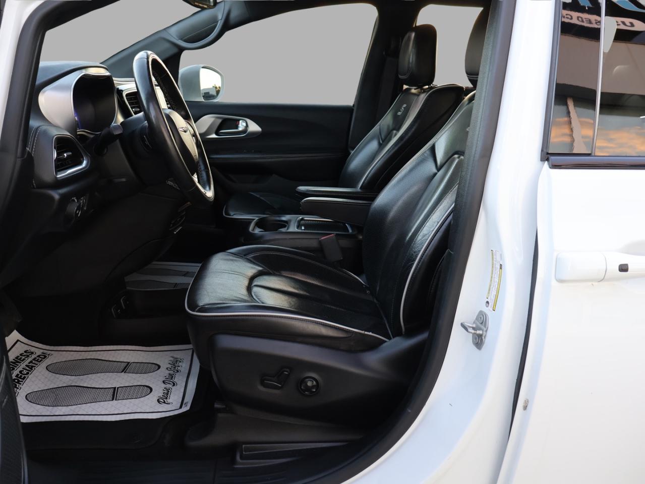 2019 Chrysler Pacifica LIMITED-PLUS S CERTIFIED *7 SEATS* NAVI 360 CAMERA DVD PANO ROOF HEATED LEATHER P,SENSORS - Photo #12