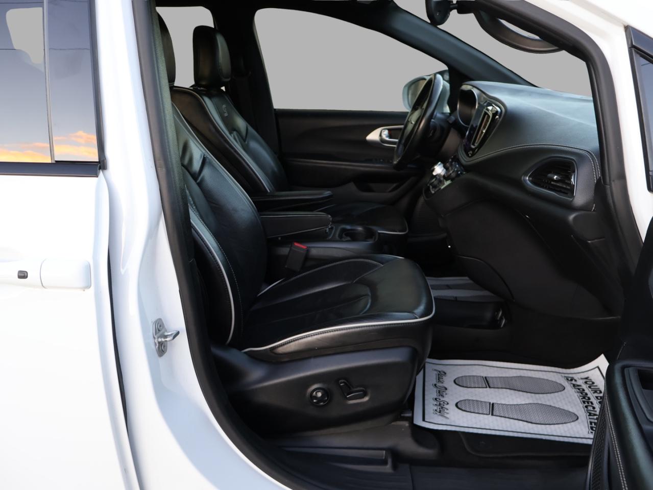 2019 Chrysler Pacifica LIMITED-PLUS S CERTIFIED *7 SEATS* NAVI 360 CAMERA DVD PANO ROOF HEATED LEATHER P,SENSORS - Photo #16