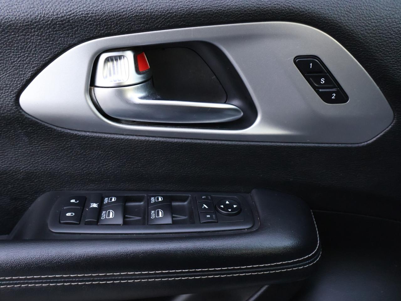 2019 Chrysler Pacifica LIMITED-PLUS S CERTIFIED *7 SEATS* NAVI 360 CAMERA DVD PANO ROOF HEATED LEATHER P,SENSORS - Photo #29