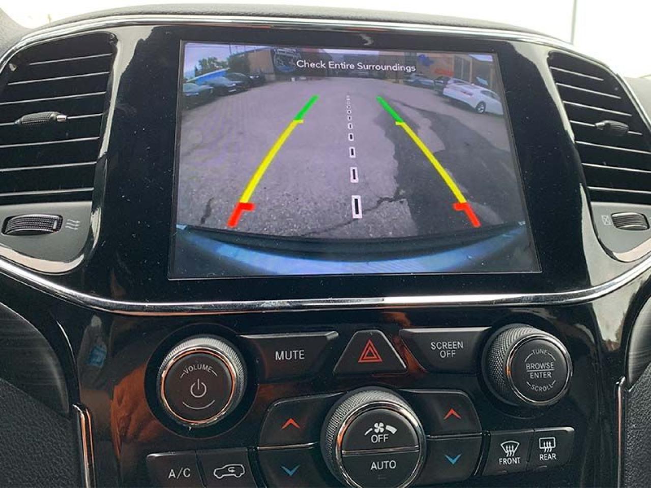 2020 Jeep Grand Cherokee Altitude - Photo #10