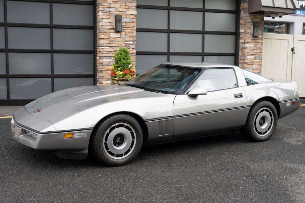 Used 1985 Chevrolet Corvette 2Dr Coupe for sale in Halton Hills, ON