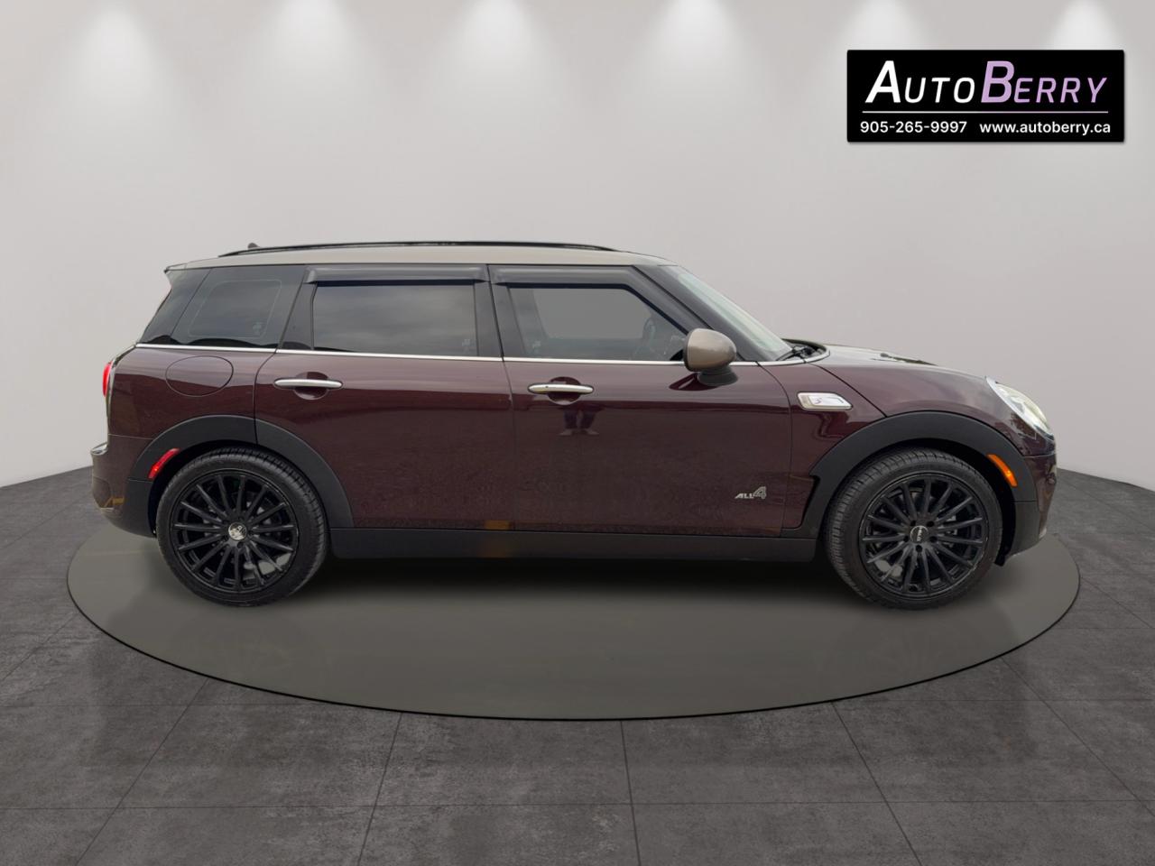 2017 MINI Cooper Clubman S Photo