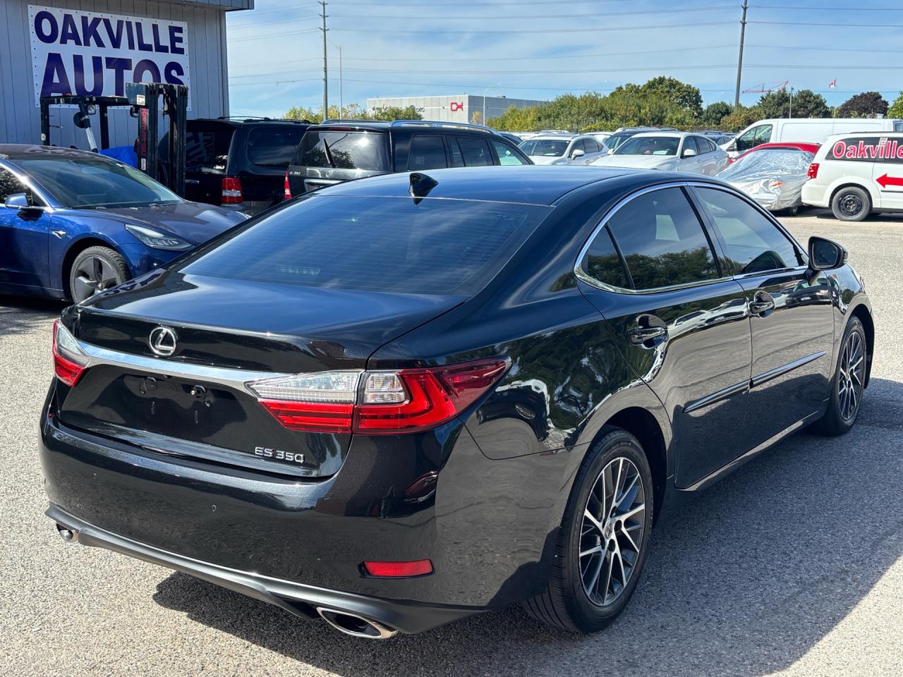 2017 Lexus ES 350 4dr Sdn Photo