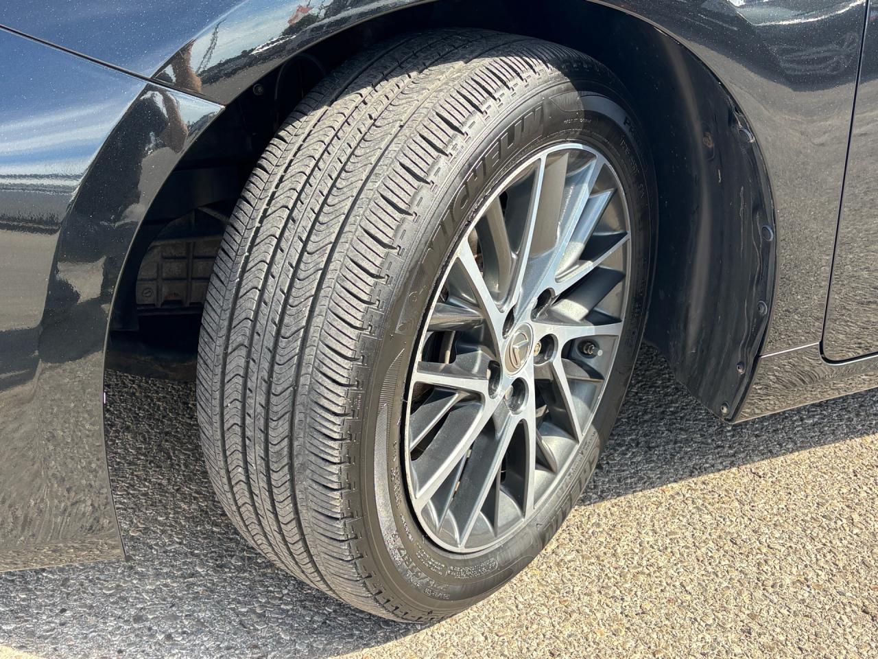 2017 Lexus ES 350 4dr Sdn Photo