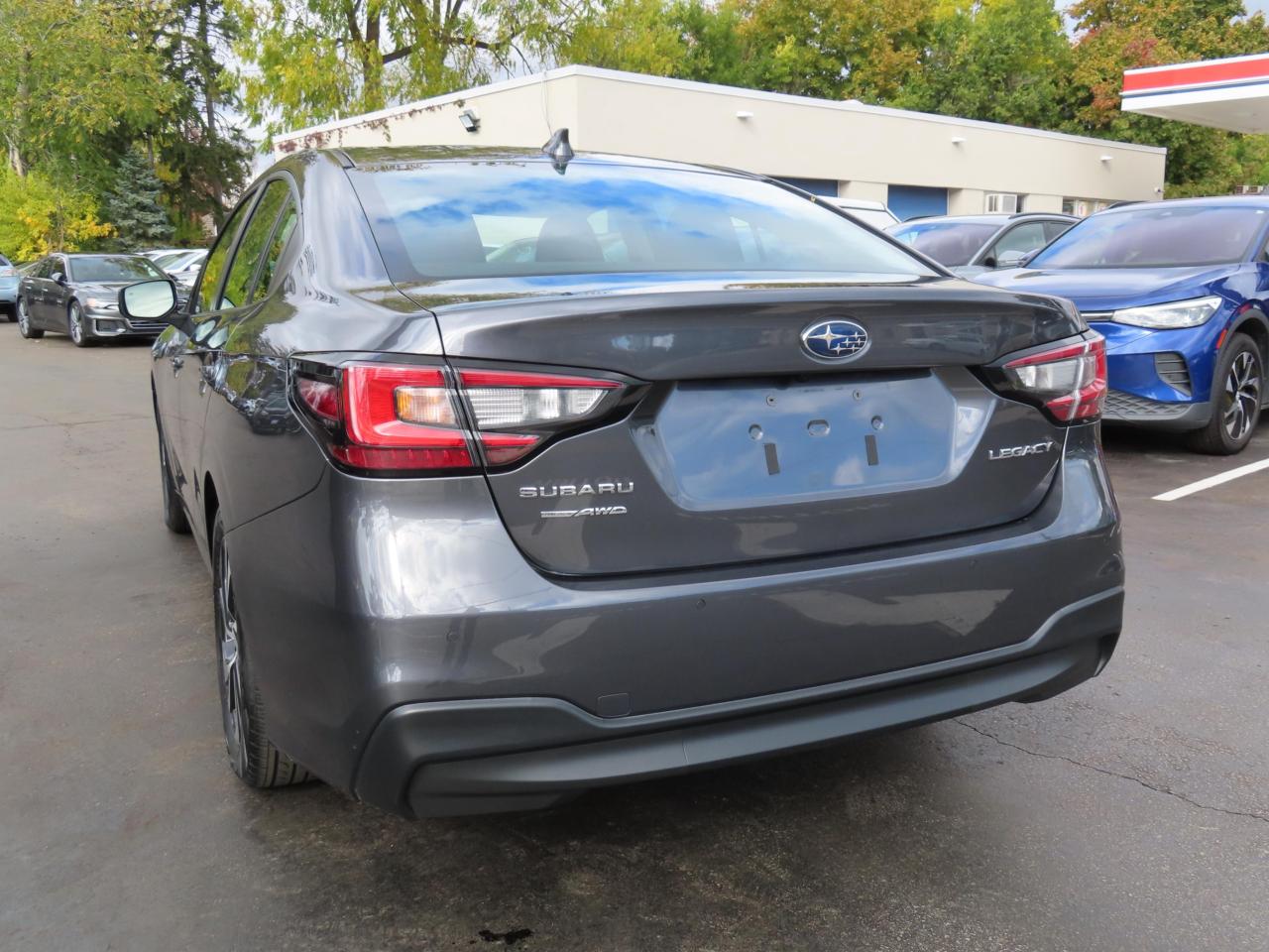 2023 Subaru Legacy TOURING PKG - Blind Spot Monitor - Reverse Camera !!! Photo