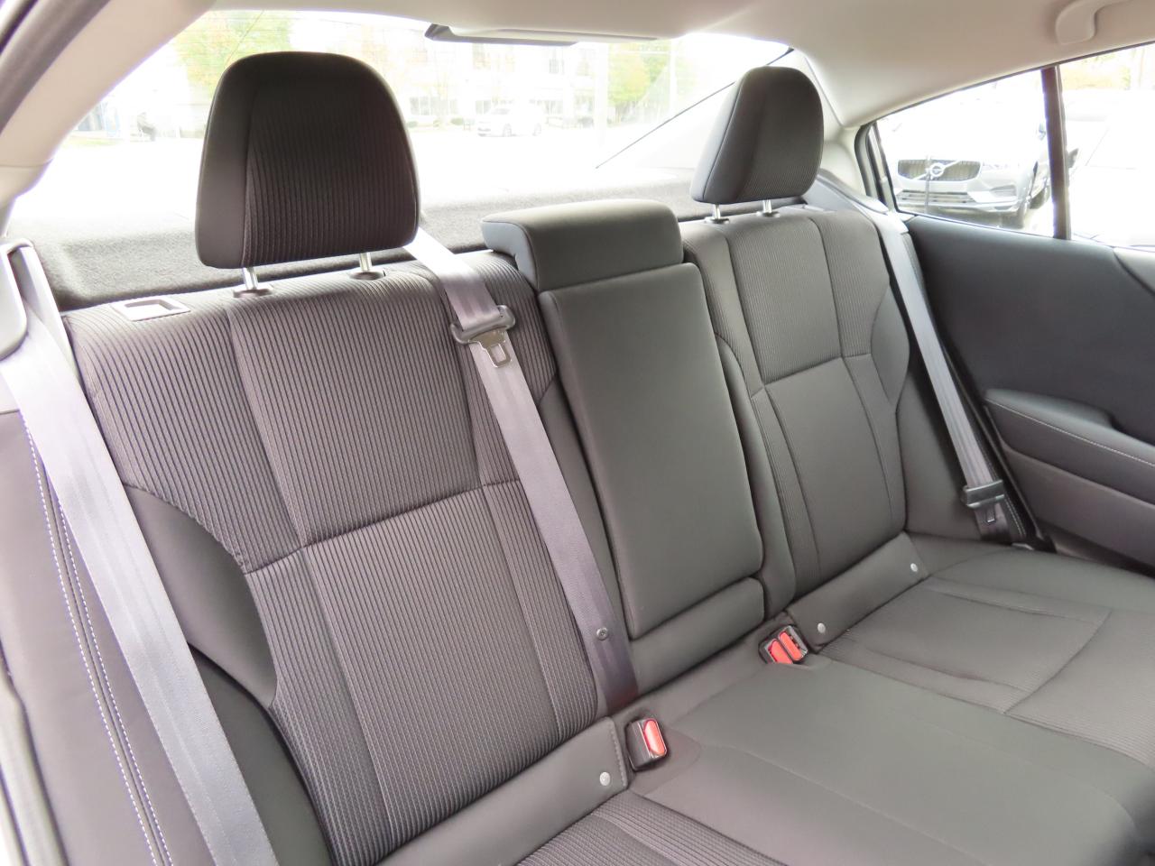 2023 Subaru Legacy TOURING PKG - Blind Spot Monitor - Reverse Camera !!! Photo