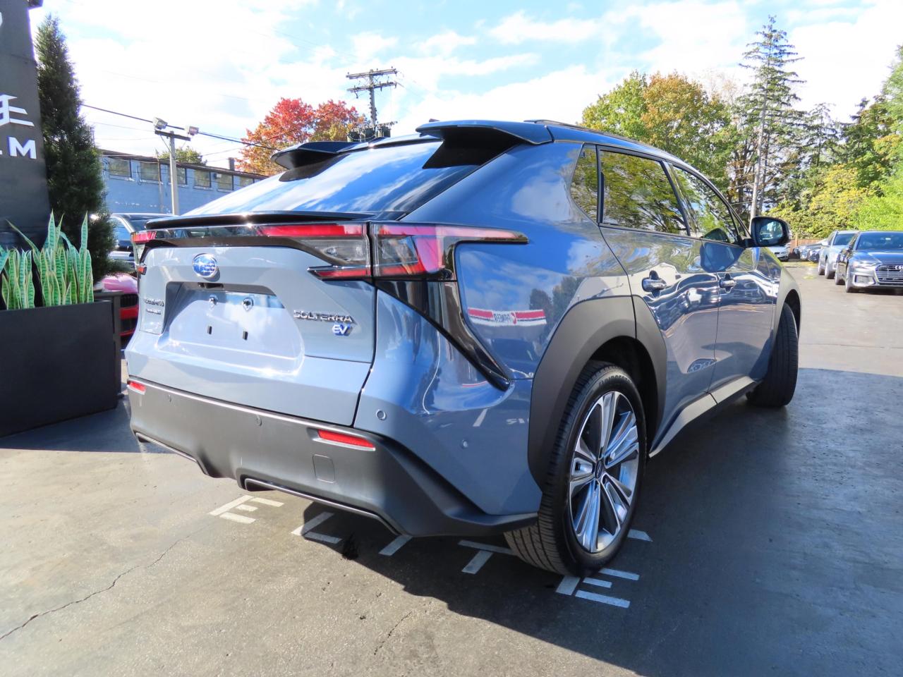 2024 Subaru Solterra W/TECHNOLOGY PACKAGE AWD - Blind Spot Monitor !! Photo