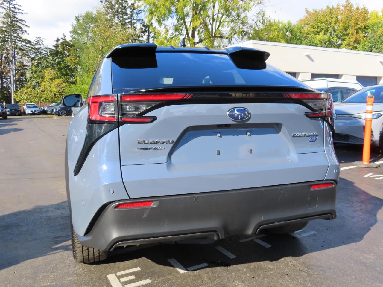 2024 Subaru Solterra W/TECHNOLOGY PACKAGE AWD - Blind Spot Monitor !! Photo