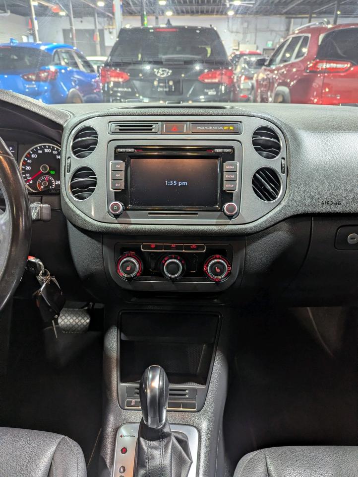 2012 Volkswagen Tiguan 4dr Auto Trendline 4Motion Photo