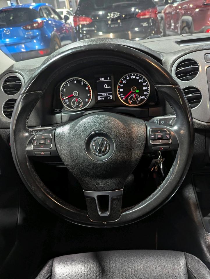 2012 Volkswagen Tiguan 4dr Auto Trendline 4Motion Photo