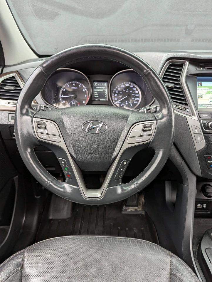 2017 Hyundai Santa Fe Sport AWD 4dr 2.4L SPORT Photo