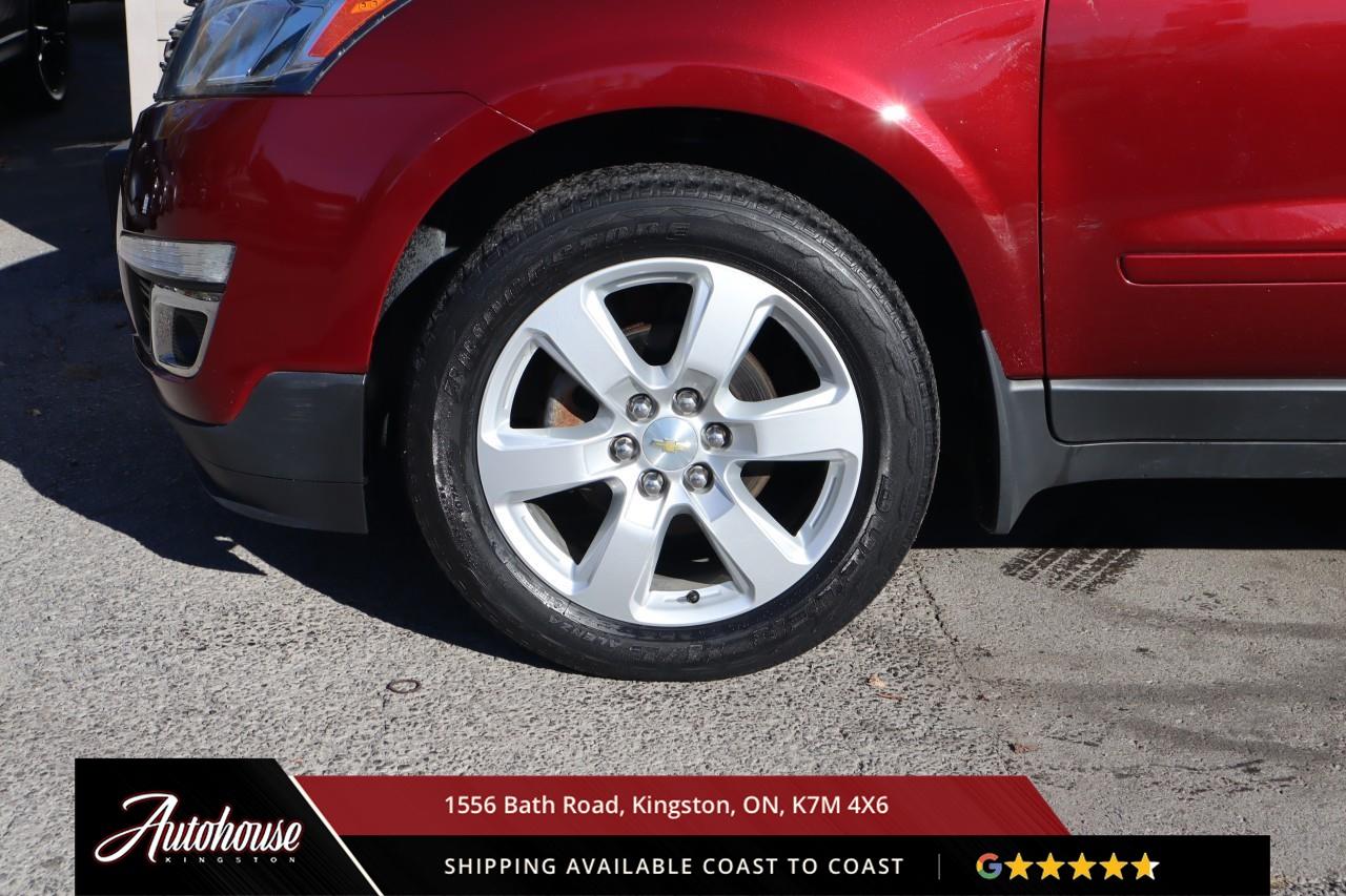 2017 Chevrolet Traverse 1LT REMOTE START- 3RD ROW SEATING Photo