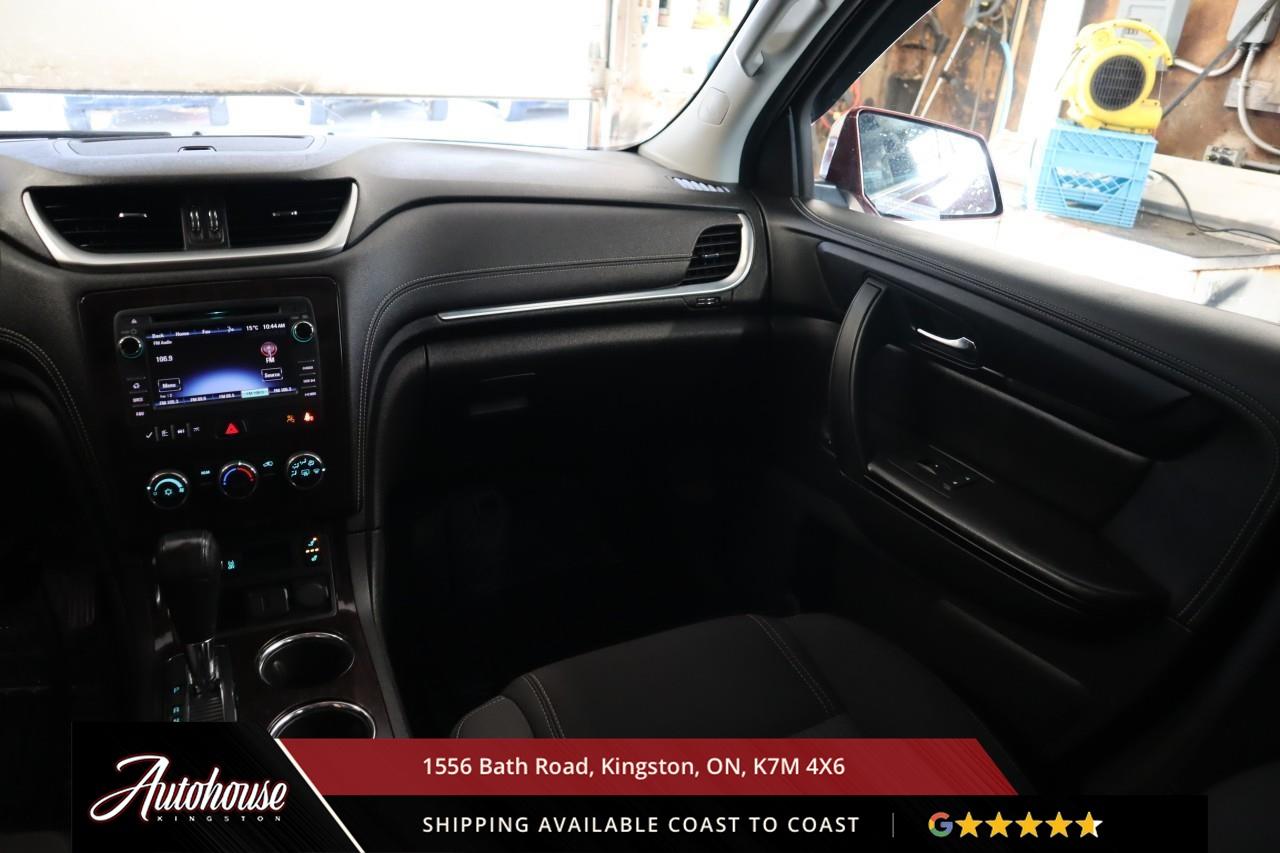 2017 Chevrolet Traverse 1LT REMOTE START- 3RD ROW SEATING Photo