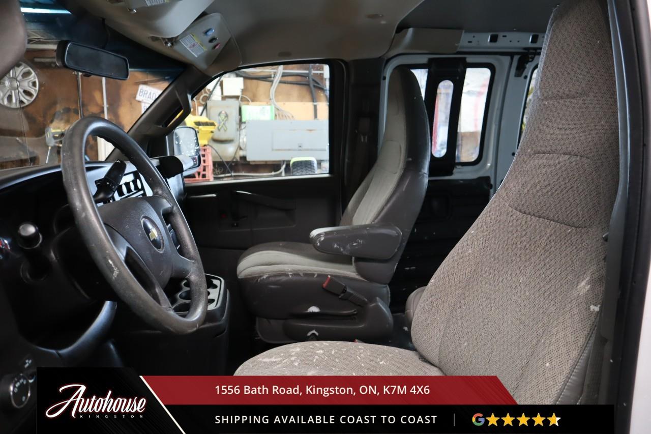 2014 RAM 1500 ST THE PAINTERS SPECIAL Photo