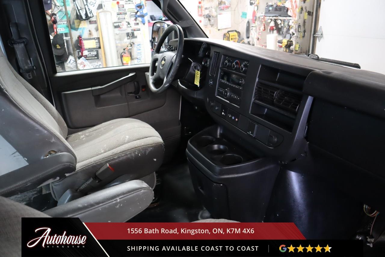 2014 RAM 1500 ST THE PAINTERS SPECIAL Photo