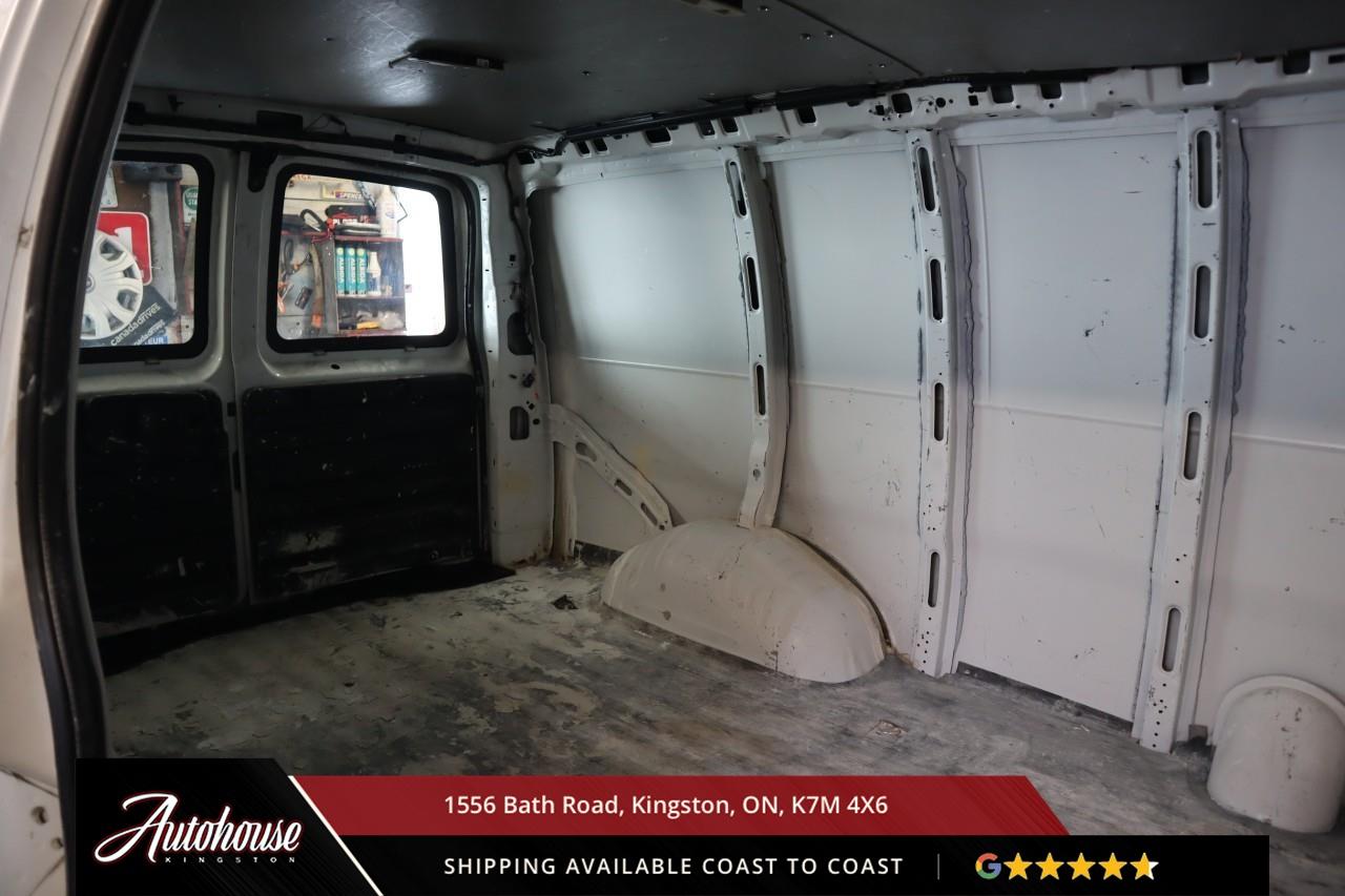 2014 RAM 1500 ST THE PAINTERS SPECIAL Photo