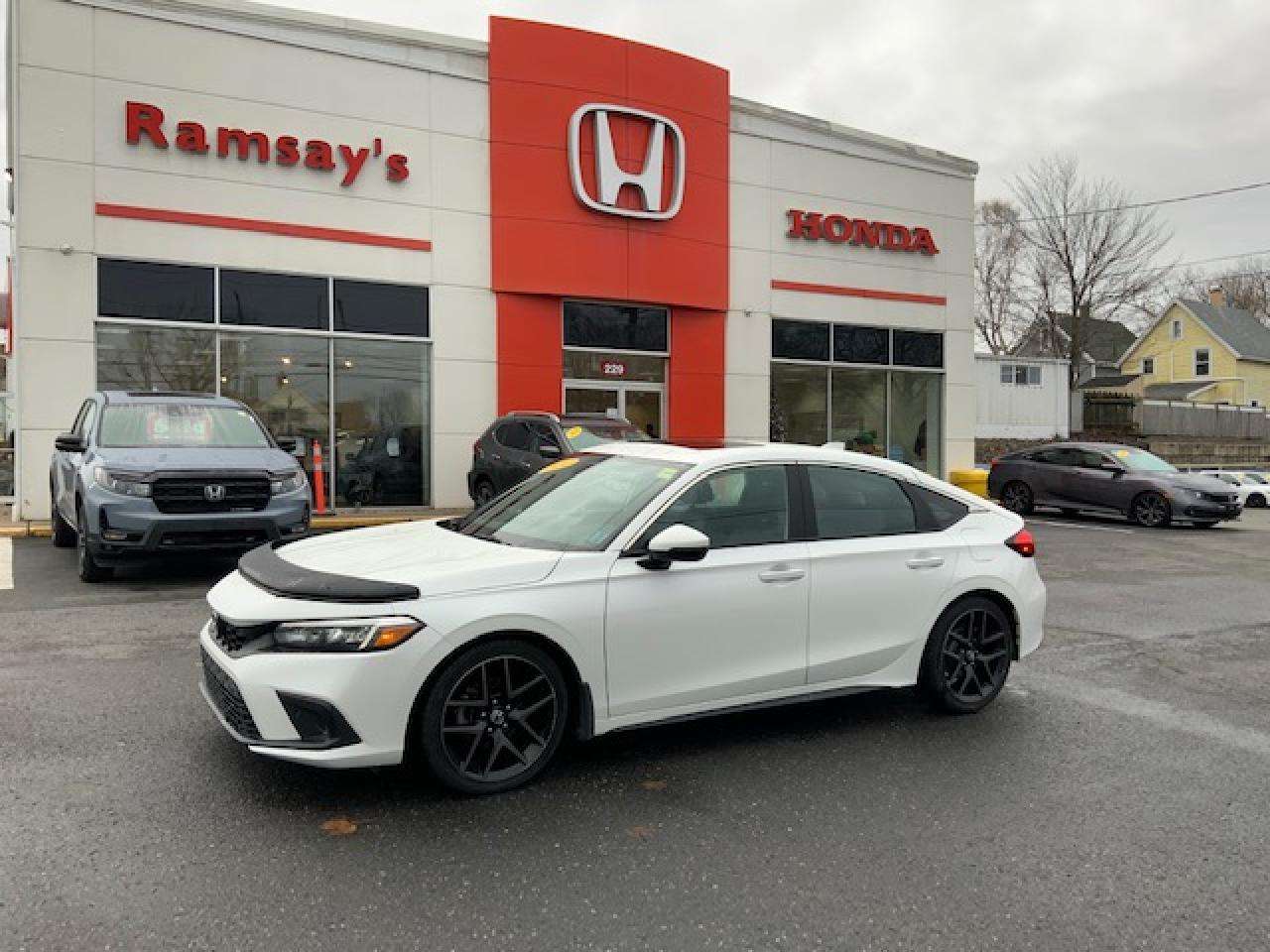 Used 2024 Honda Civic Hatchback Sport Touring for sale in Sydney, NS