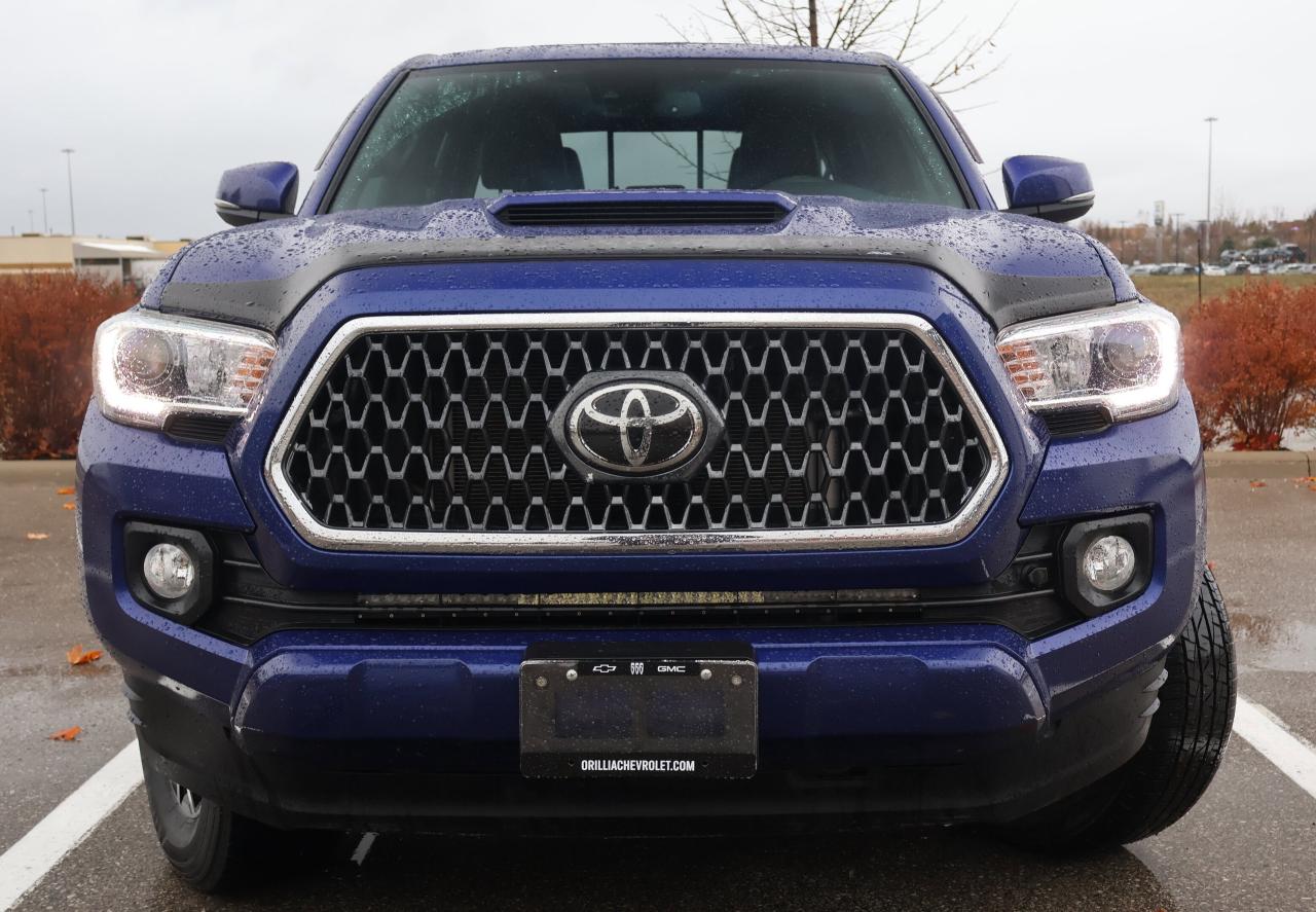 2023 Toyota Tacoma | Heated Mirrors | Photo