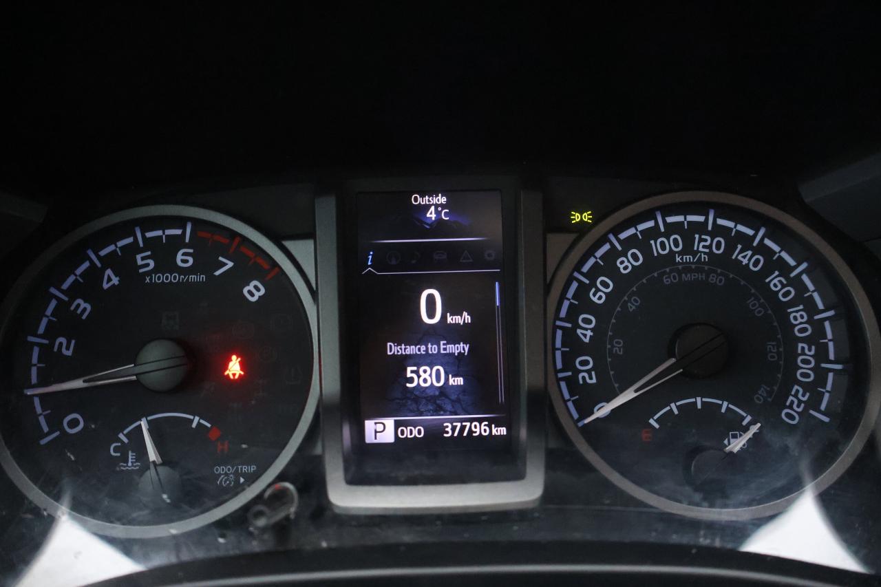 2023 Toyota Tacoma | Heated Mirrors | Photo