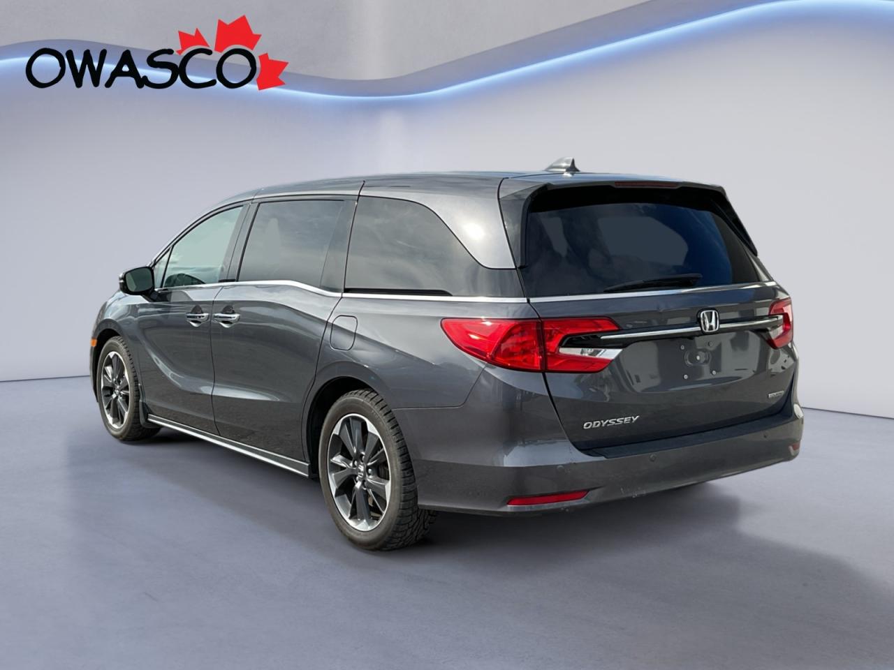 2023 Honda Odyssey 3.5L Touring! Sunroof! FWD! Photo3