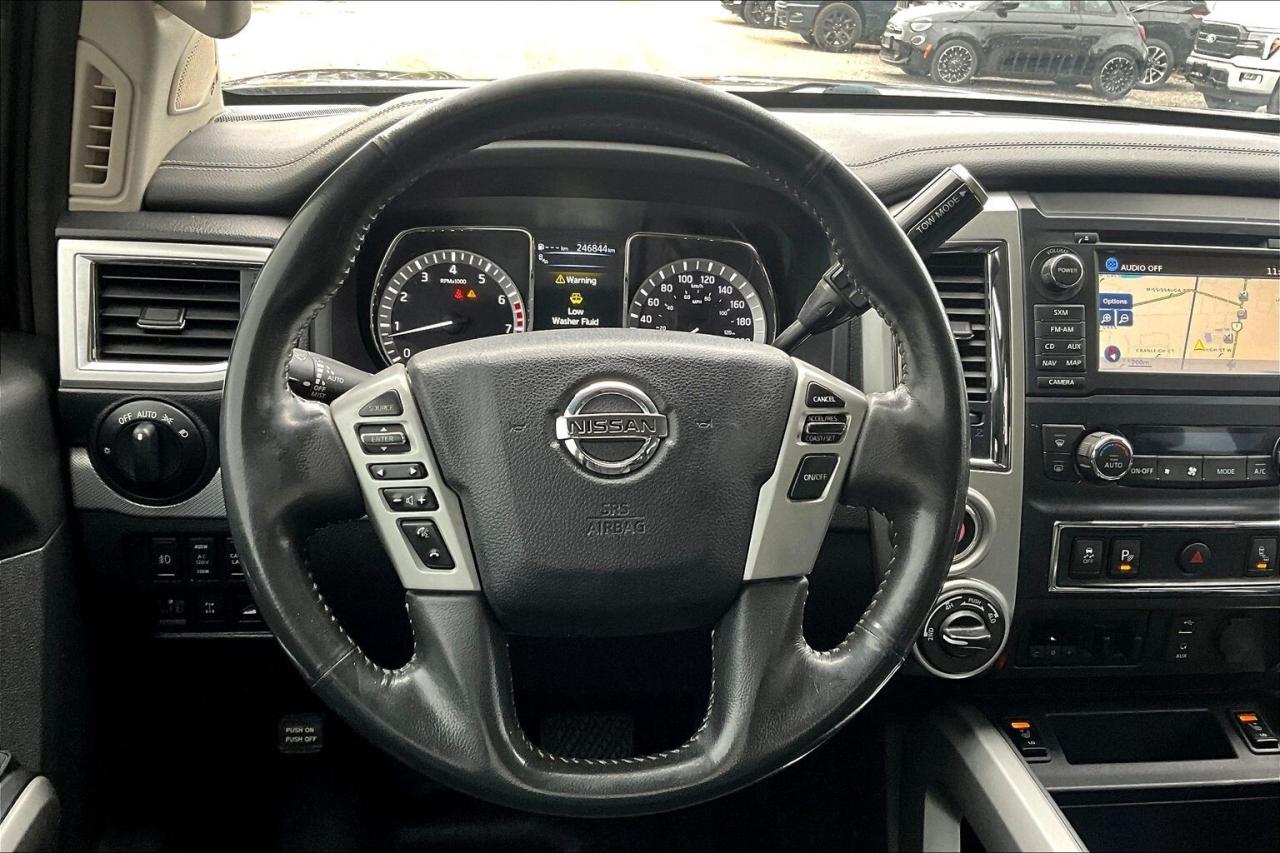 2018 Nissan Titan PRO-4X Crew Cab | AS IS | 4X4 Photo4
