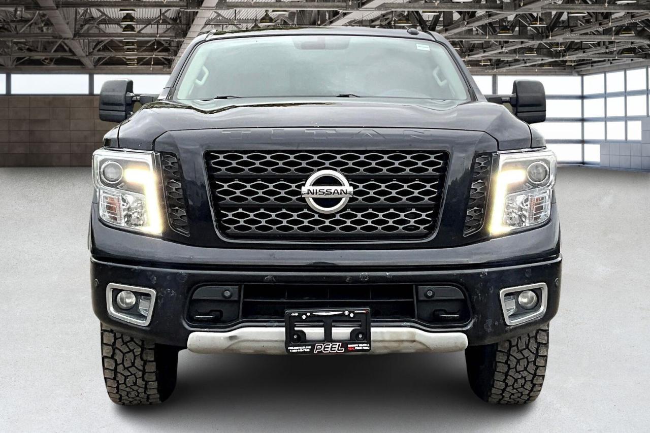 2018 Nissan Titan PRO-4X Crew Cab | AS IS | 4X4 Photo2