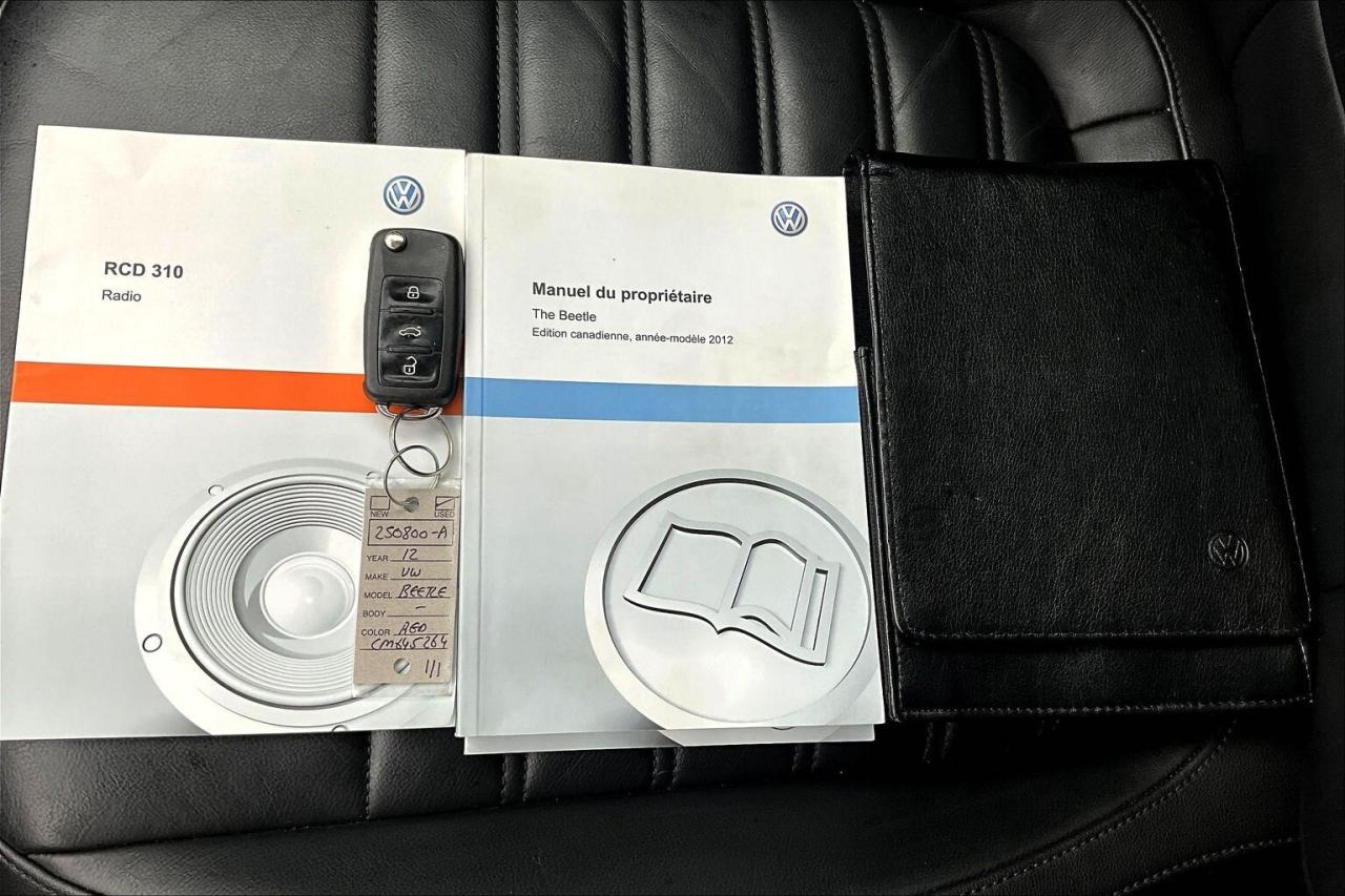 2012 Volkswagen Beetle 2.0T Turbo | Heated Leather | Sunroof | FWD Photo