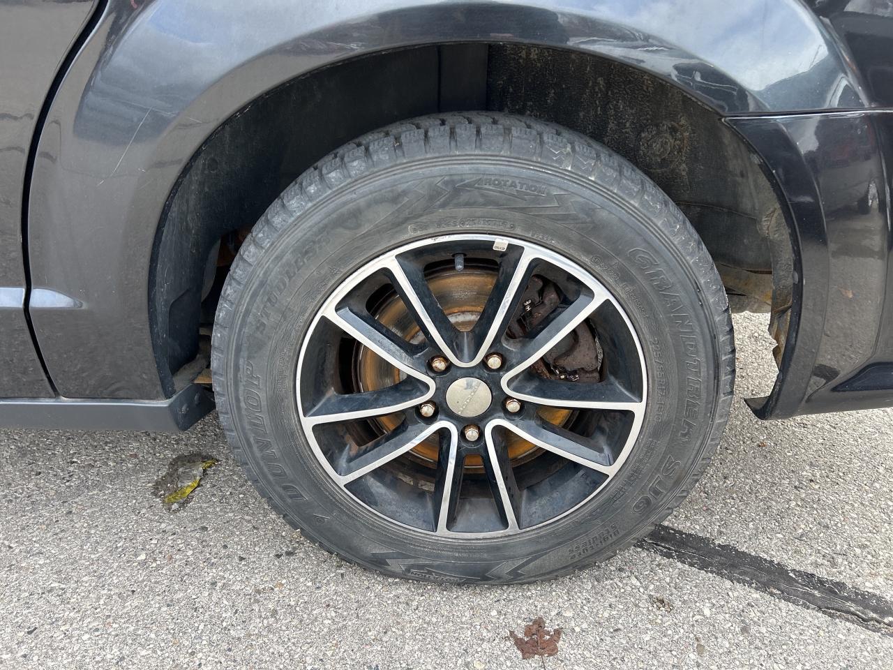 2019 Dodge Grand Caravan GT, POWER DOORS, REMOTE START, CLEAN CARFAX! - Photo #10