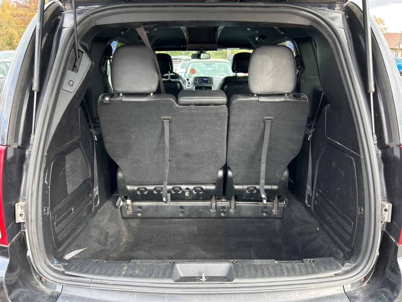 2019 Dodge Grand Caravan GT, POWER DOORS, REMOTE START, CLEAN CARFAX! - Photo #11