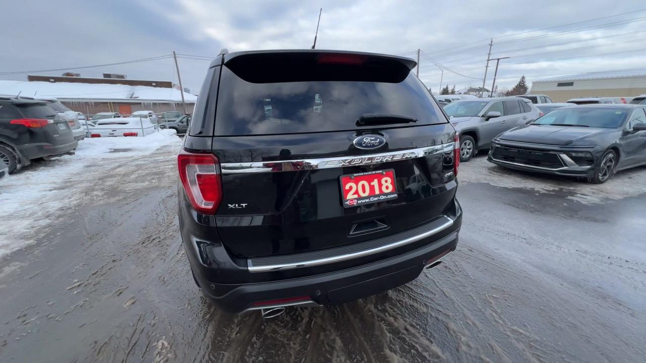 2018 Ford Explorer XLT AWD | LEATHER | LOW KMS | 290HP V6 | 6-PASS Photo