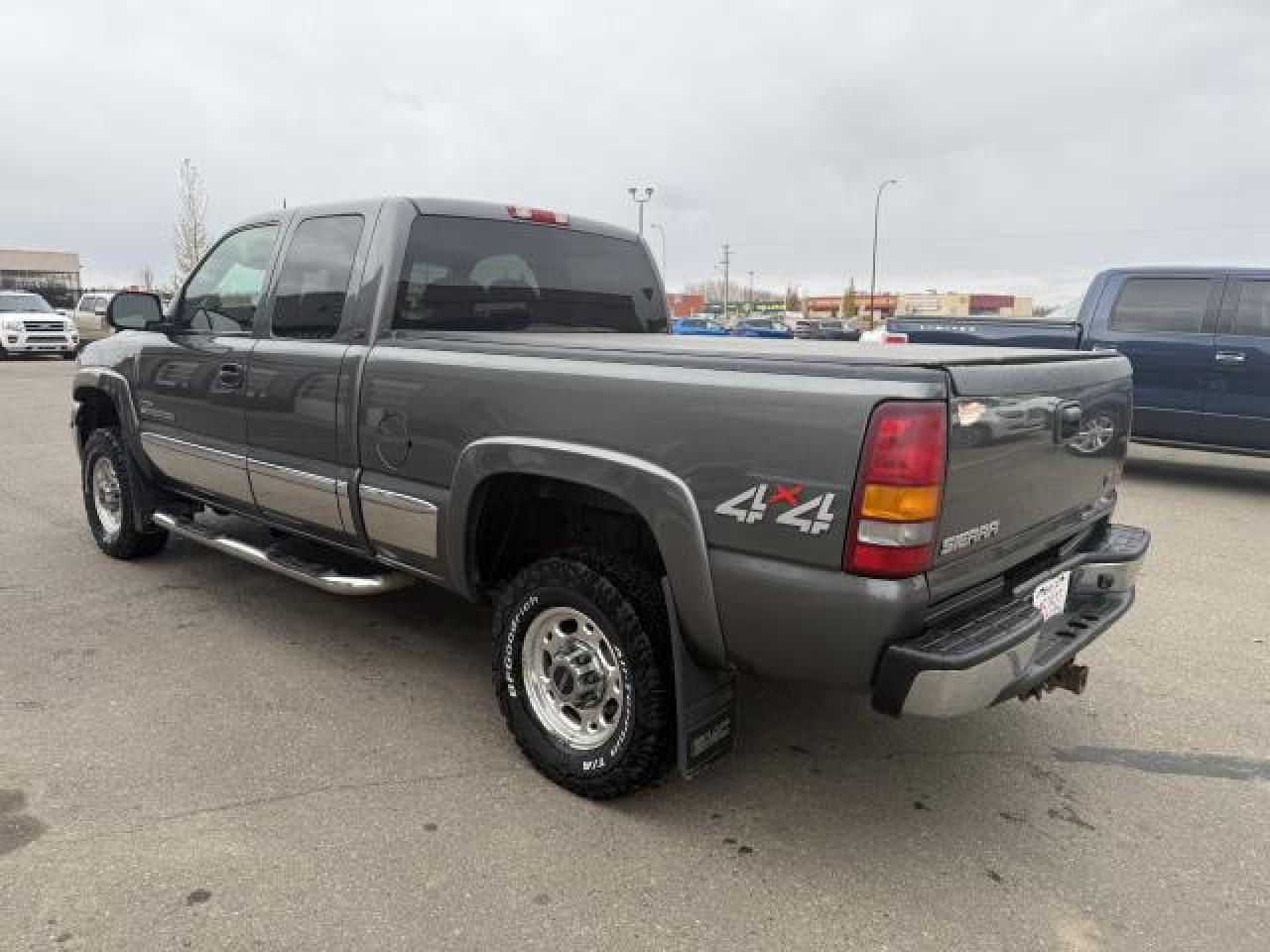 2002 GMC Sierra 2500 HD SLT EXT. CAB SHORT B - Photo #8