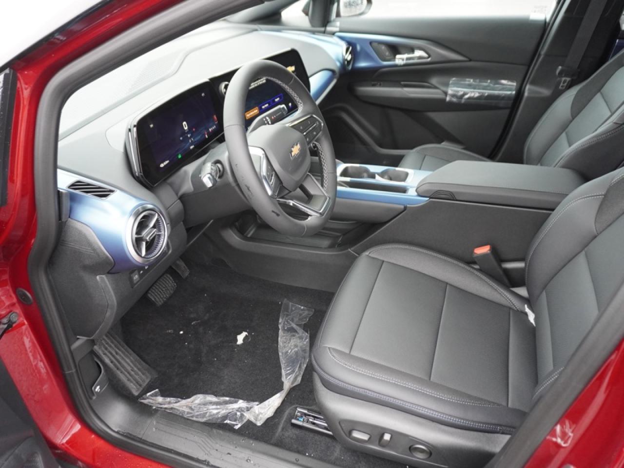 2026 Chevrolet Equinox EV LT Photo