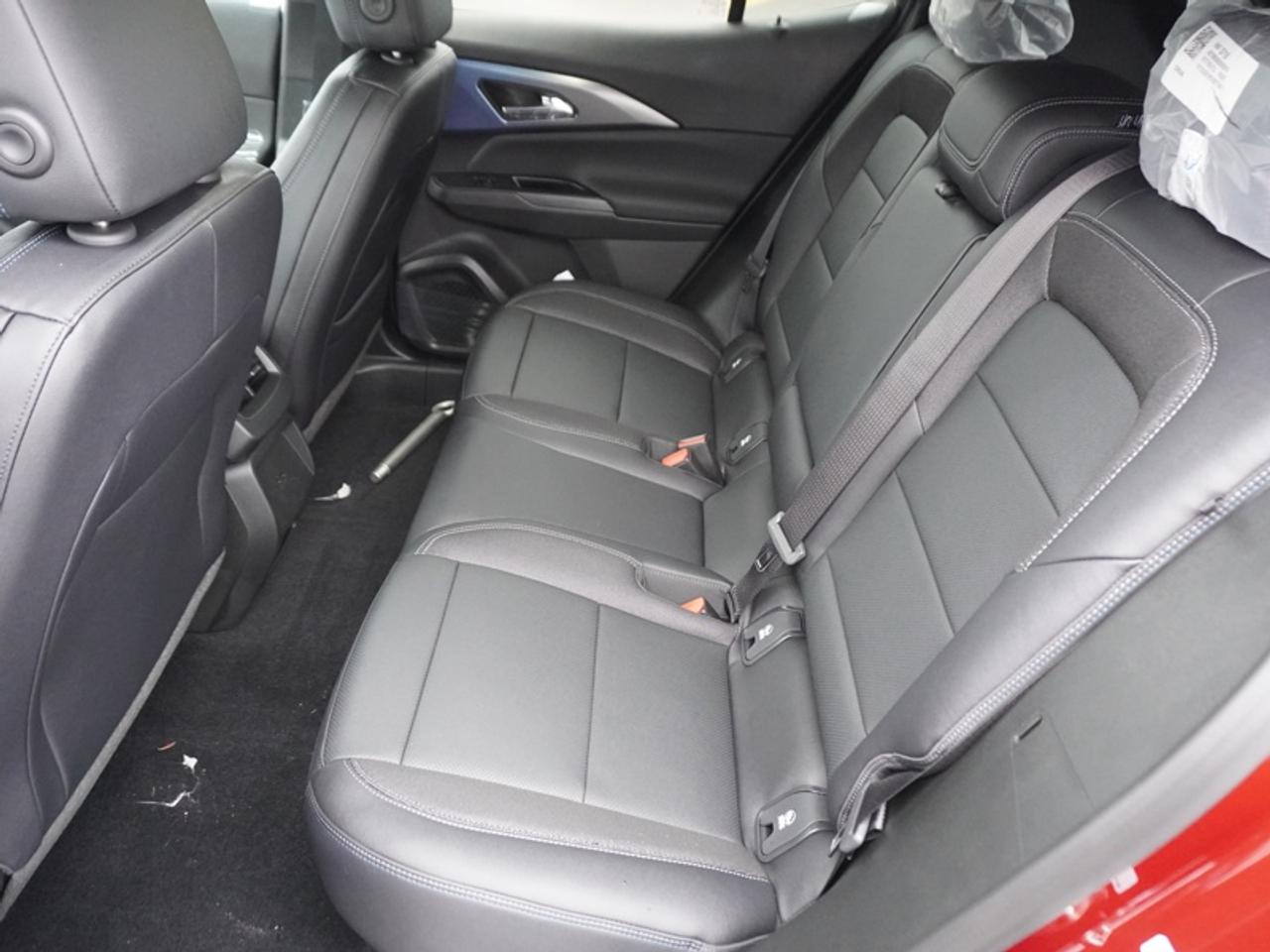 2026 Chevrolet Equinox EV LT Photo