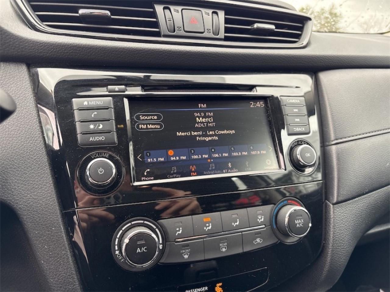 2018 Nissan Rogue S  Fresh Trade-in, Clean CARFAX Photo